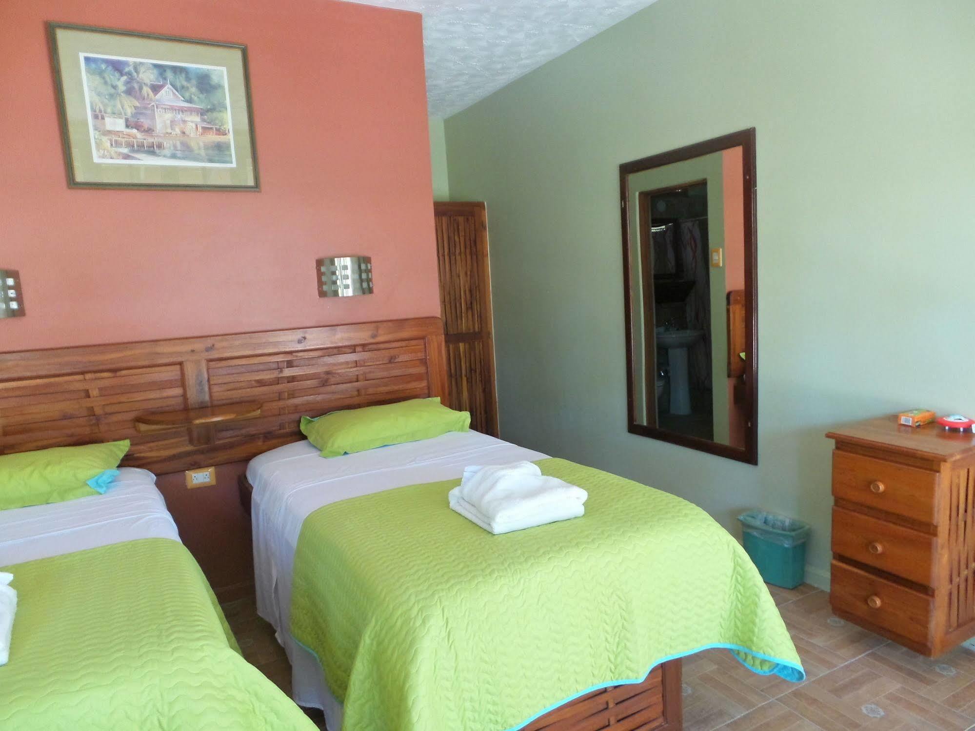 Shepherd Inn Crown Point Extérieur photo